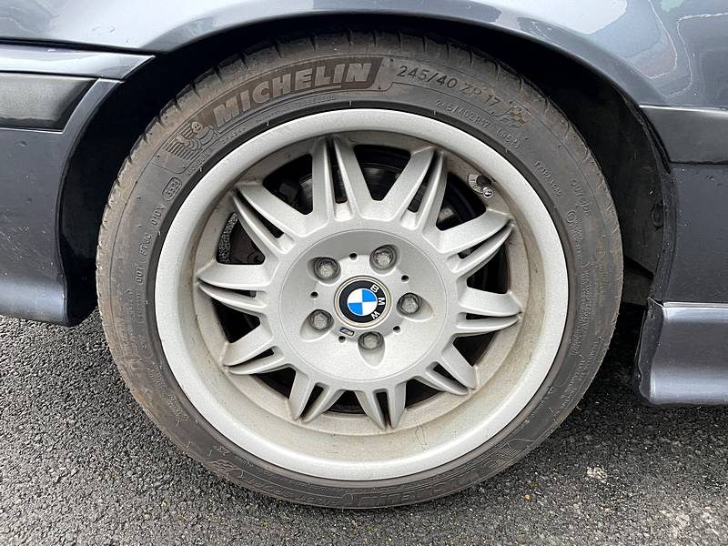 BMW M3 E36 3.2 321CV TOIT OUVRANT // SUIVI COMPLET 
