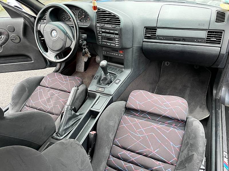 BMW M3 E36 3.2 321CV TOIT OUVRANT // SUIVI COMPLET 