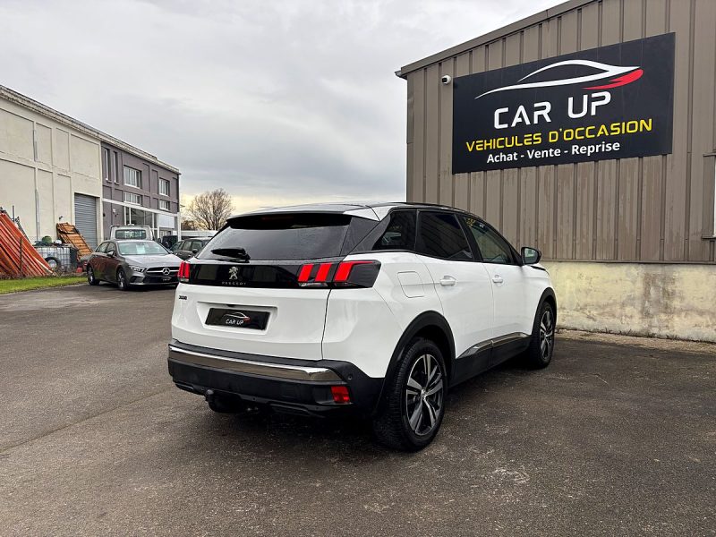 PEUGEOT 3008 2018