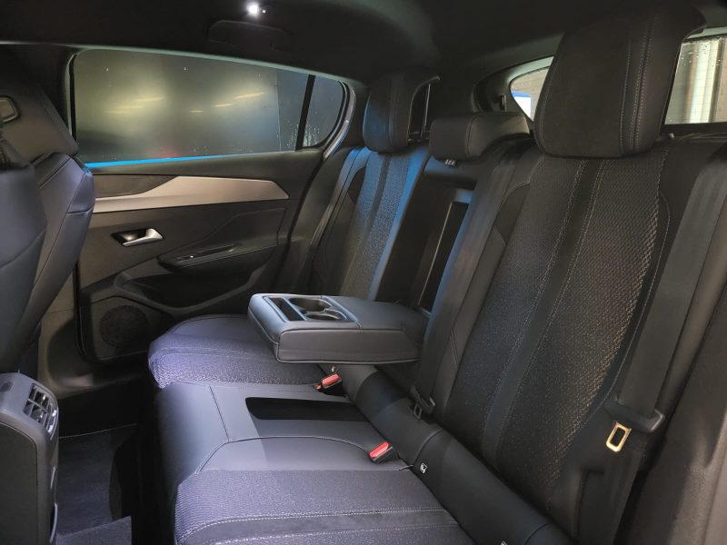 PEUGEOT 308 1.2 Hybrid 136Ch GT / CAMERA 360° + REGULATEUR ADAPTATIF + CARPLAY /