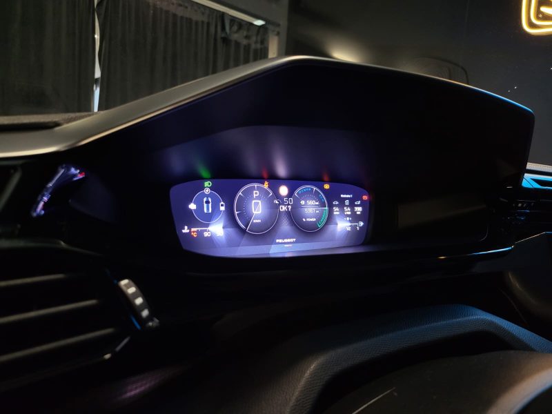 PEUGEOT 308 1.2 Hybrid 136Ch GT / CAMERA 360° + REGULATEUR ADAPTATIF + CARPLAY /