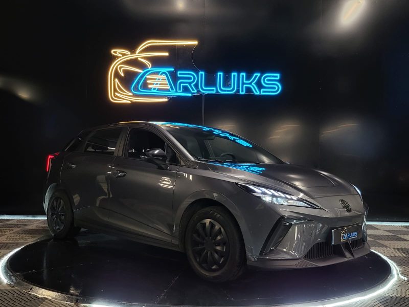 MG MG4 STANDARD 51KWH 170cv / PREMIERE MAIN / SUIVI MG / CARPLAY / KEYLESS