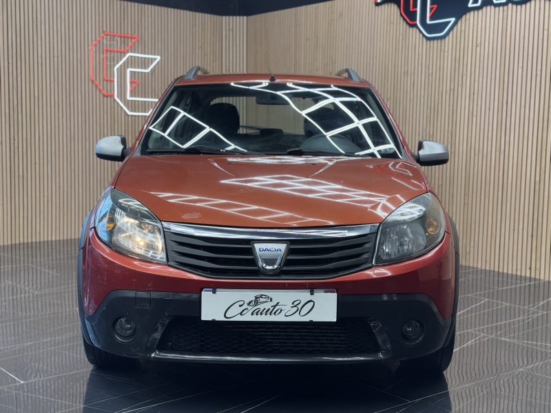 DACIA SANDERO 2010
