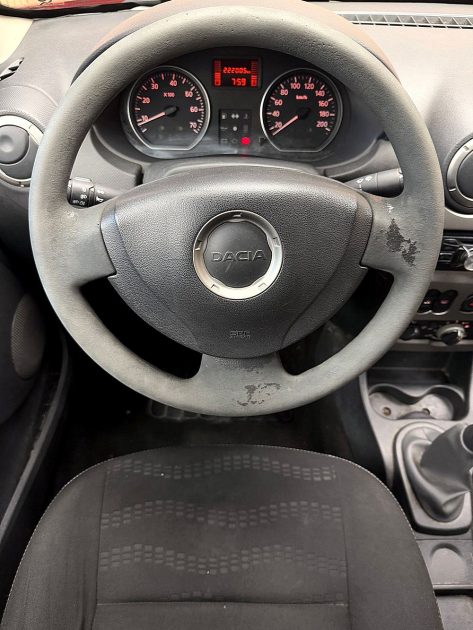 DACIA SANDERO 2010