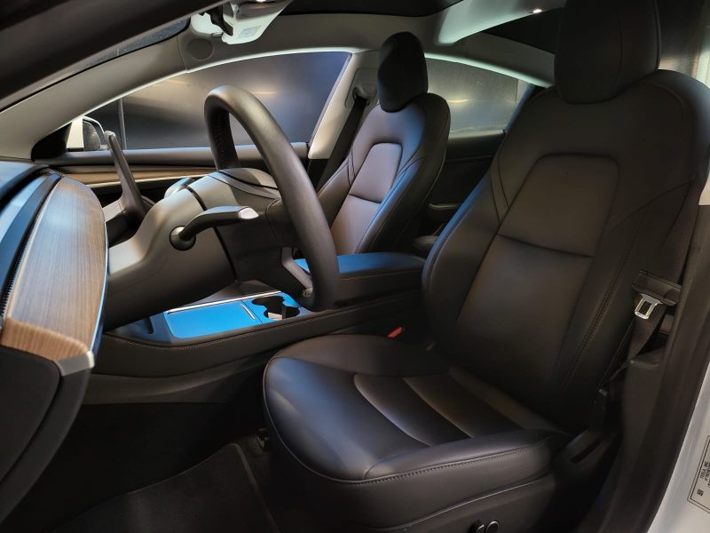 TESLA MODEL 3 STANDARD RANG 275cv PROPULSION / PREMIERE MAIN / FAIBLE KILOMETRAGE / ORIGINE FRANCE