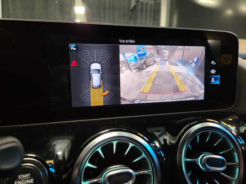 MERCEDES BENZ GLA 200 d 150cv PROGRESSIVE LINE / SUIVI MERCEDES / TOIT OUVRANT / CARPLAY / CAMERA DE