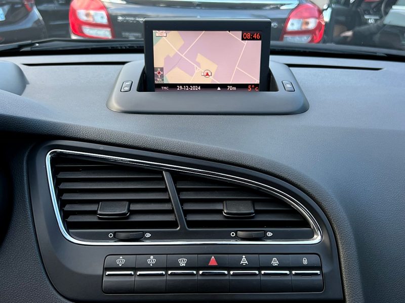 PEUGEOT 5008 1.6 HDI 112 Cv 7 PLACES GPS BLUETOOTH TOIT PANORAMIQUE BVM6 - GARANTIE 1 AN