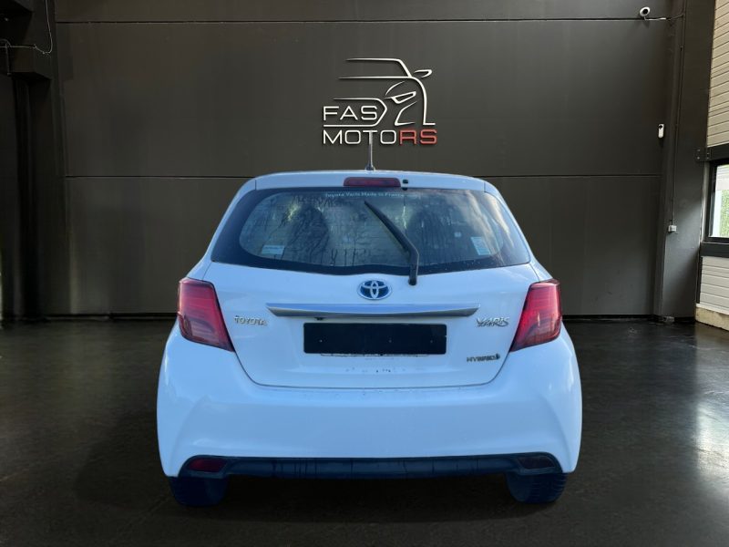 TOYOTA YARIS HYBRID 2014