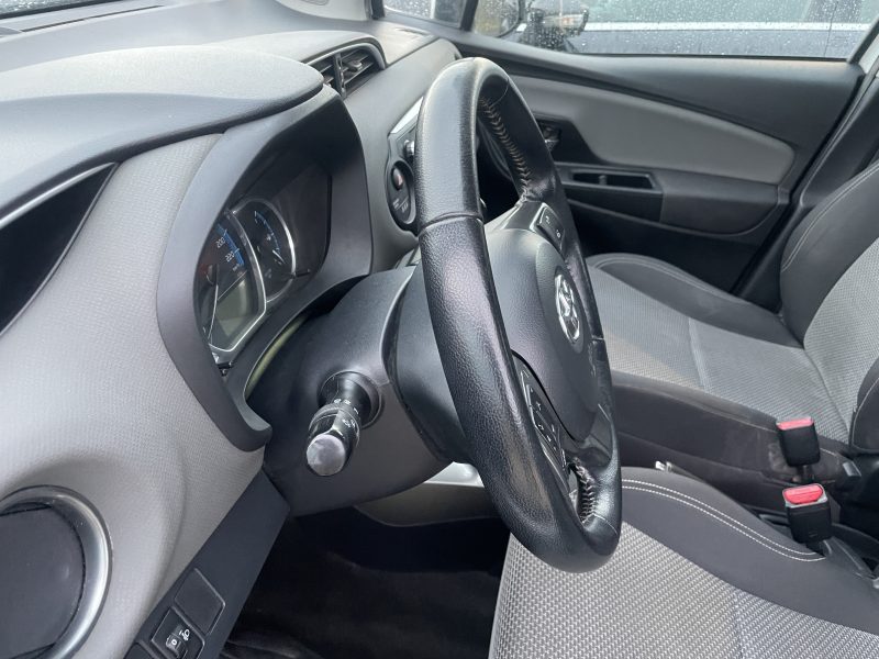 TOYOTA YARIS HYBRID 2014