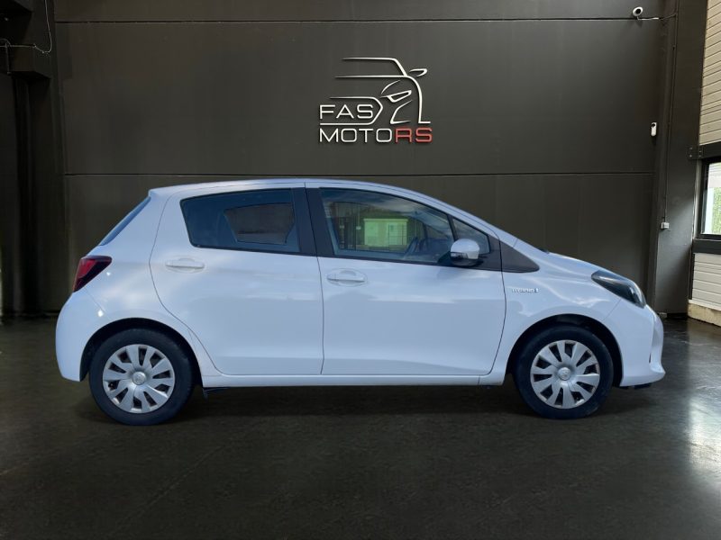 TOYOTA YARIS HYBRID 2014