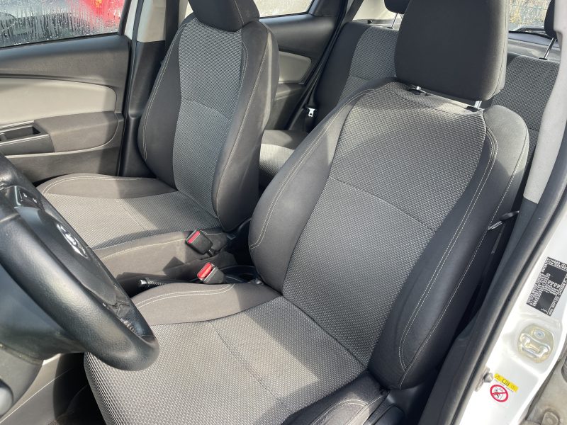 TOYOTA YARIS HYBRID 2014