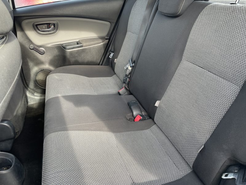 TOYOTA YARIS HYBRID 2014