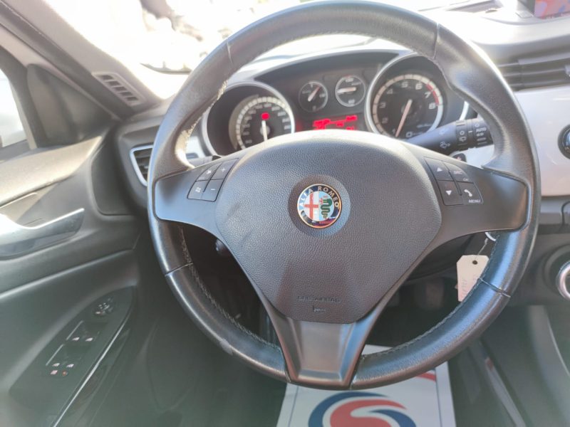 ALFA ROMEO GIULIETTA (940_) 2012