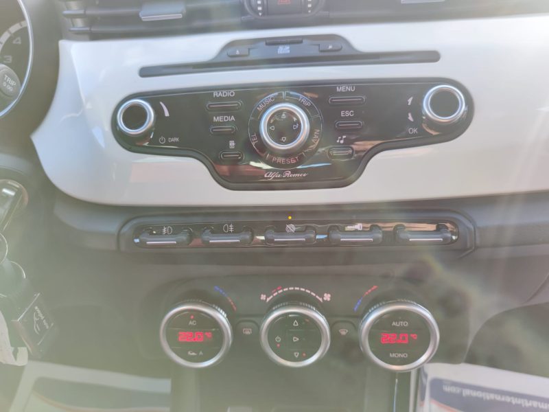 ALFA ROMEO GIULIETTA (940_) 2012