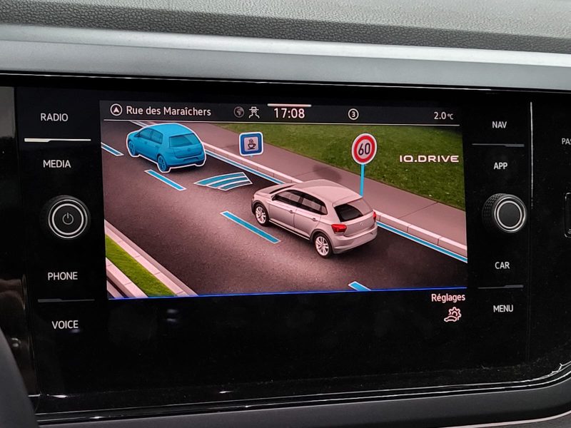 VOLKSWAGEN POLO VI 1.0 TSI 110cv R-Line Boîte Auto DSG7