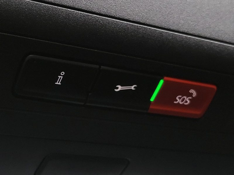 VOLKSWAGEN POLO VI 1.0 TSI 110cv R-Line Boîte Auto DSG7