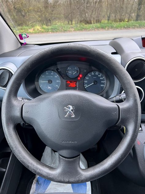 PEUGEOT PARTNER 2013