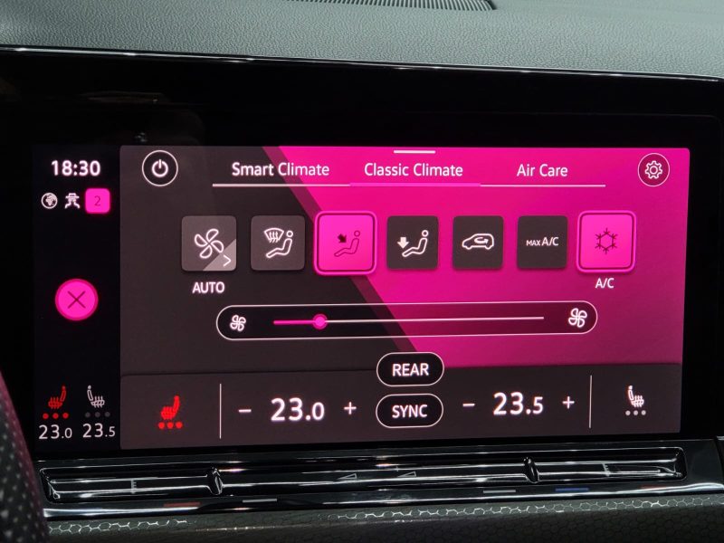 VOLKSWAGEN GOLF VIII GTI 2.0 TSI 245cv Boîte Auto DSG7