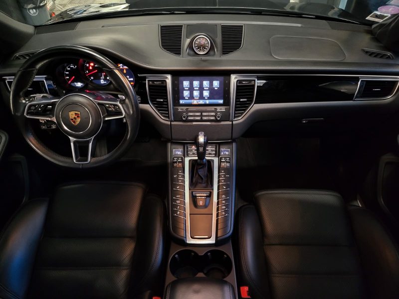 PORSCHE MACAN GTS 3.0 V6 360CV PDK / TOIT OUVRANT + PACK CHRONO + PASM + CUIR COMPLET /