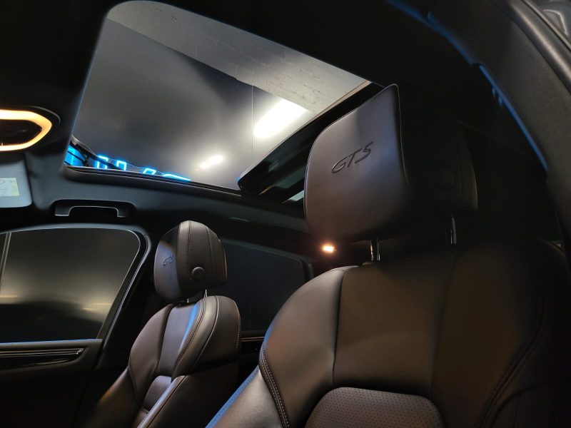 PORSCHE MACAN GTS 3.0 V6 360CV PDK / TOIT OUVRANT + PACK CHRONO + PASM + CUIR COMPLET /