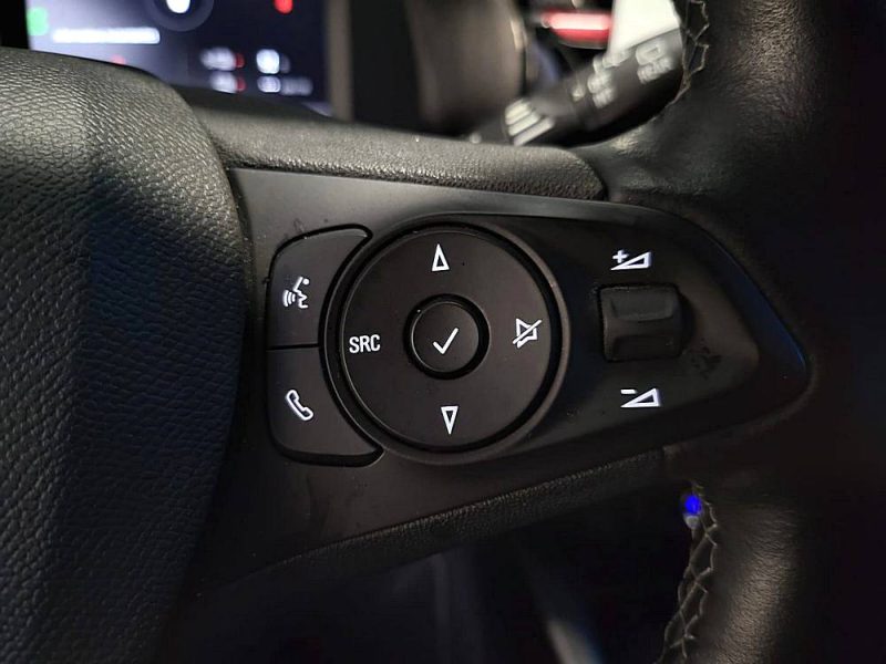 OPEL CORSA-e 50 Kwh GS LINE 136 CV / VIRTUAL COCKPIT + CAMERA + CARPLAY /