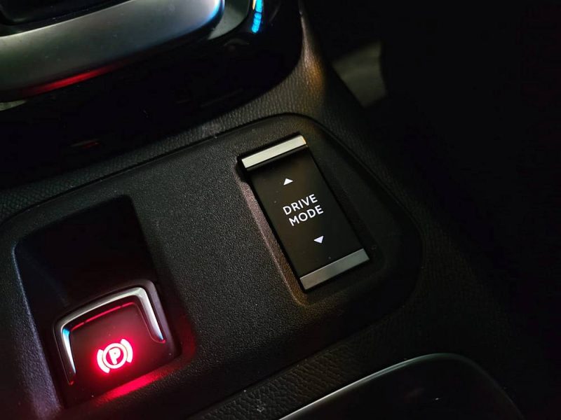 OPEL CORSA-e 50 Kwh GS LINE 136 CV / VIRTUAL COCKPIT + CAMERA + CARPLAY /