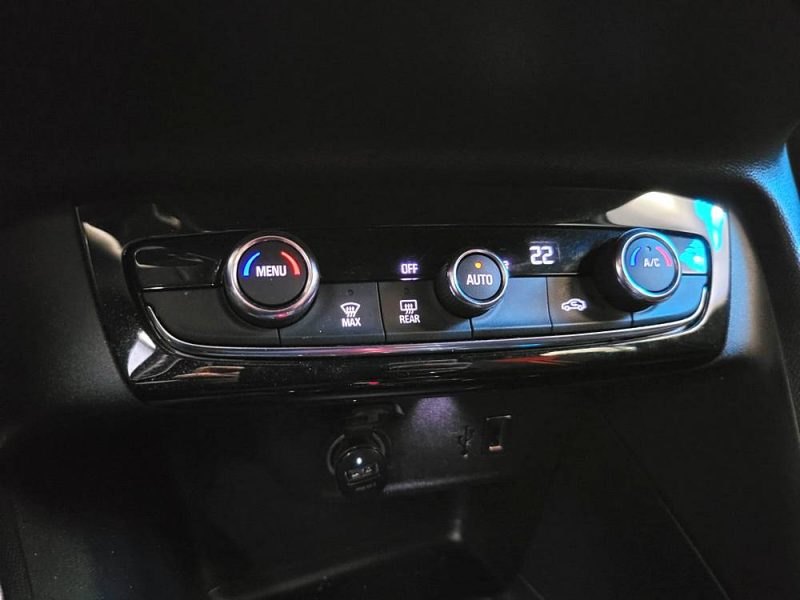 OPEL CORSA-e 50 Kwh GS LINE 136 CV / VIRTUAL COCKPIT + CAMERA + CARPLAY /