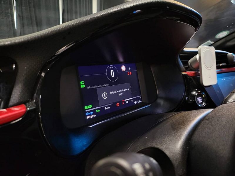 OPEL CORSA-e 50 Kwh GS LINE 136 CV / VIRTUAL COCKPIT + CAMERA + CARPLAY /