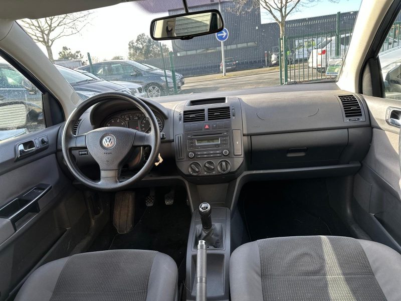 VOLKSWAGEN POLO IV 2008