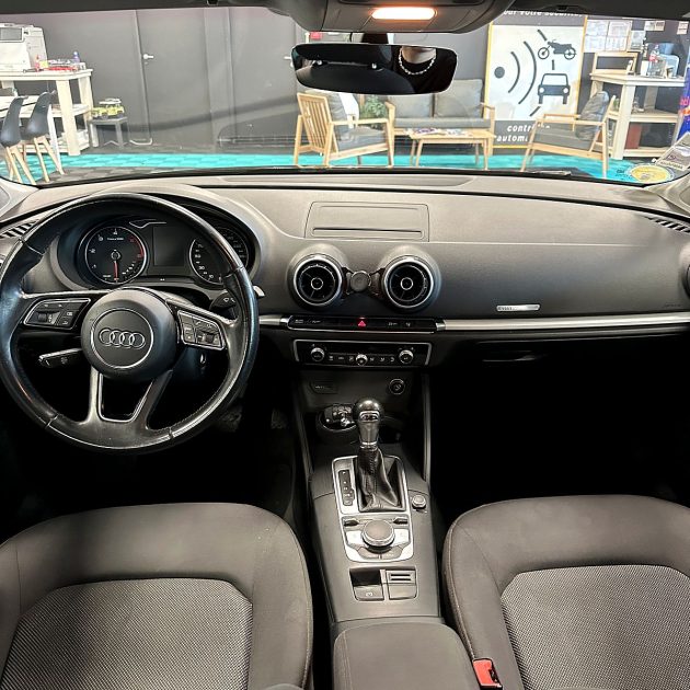 AUDI A3 Sportback  TDI 110 CV S-TRONIC BUSINESS LINE GARANTIE 12 MOIS