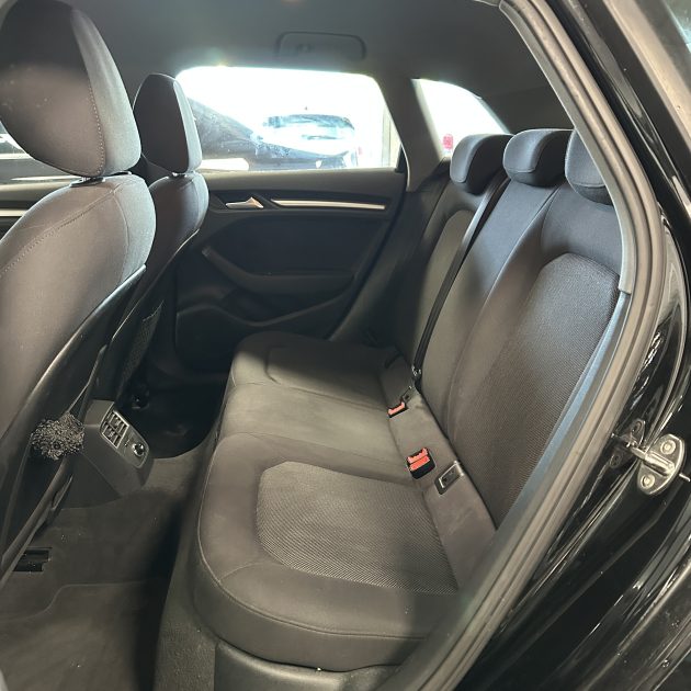 AUDI A3 Sportback  TDI 110 CV S-TRONIC BUSINESS LINE GARANTIE 12 MOIS