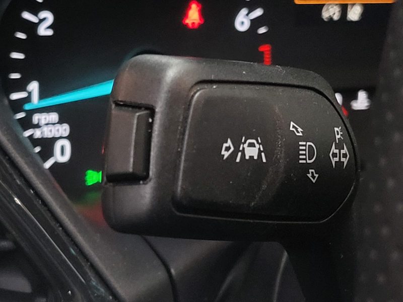 FORD FIESTA VII 1.0 Flexifuel 95cv ST-Line BVM6 / FAIBLE KILOMETRAGE