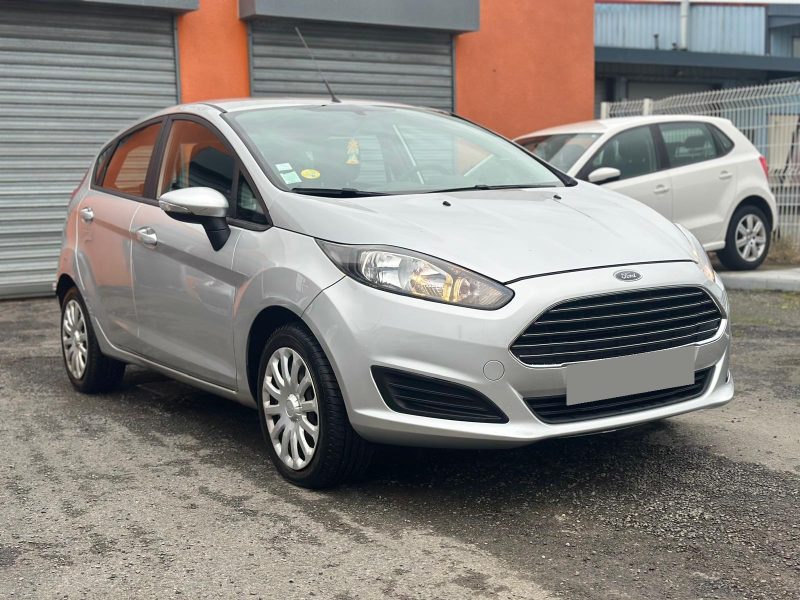 FORD FIESTA VI 2014