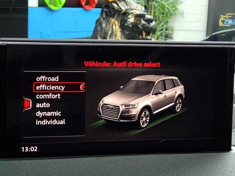 AUDI Q7 3.0 V6 TDI 272cv Avus Quattro 7 Places Boîte Auto Tiptronic8