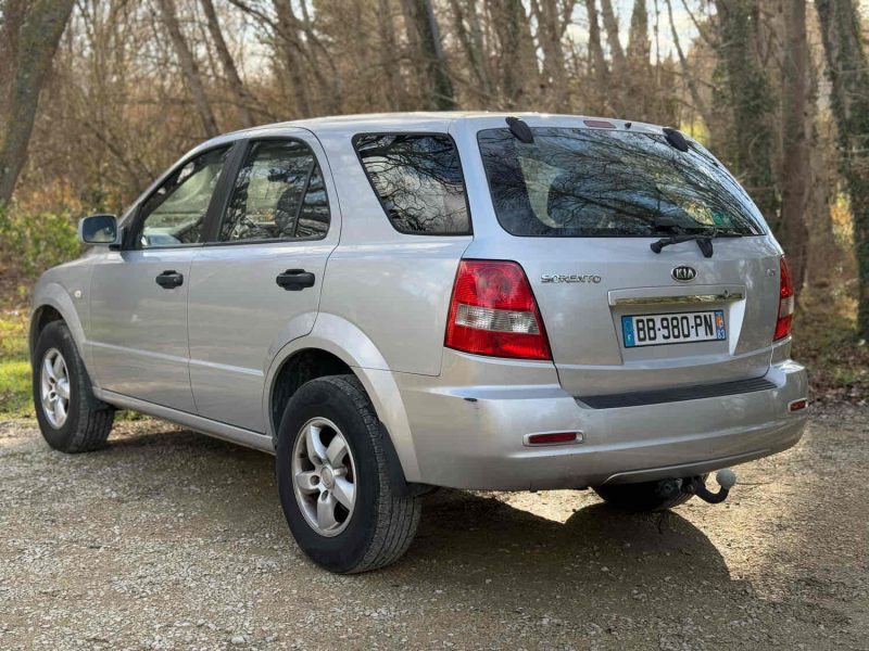 KIA SORENTO 2.5 CRDI 140 LX 