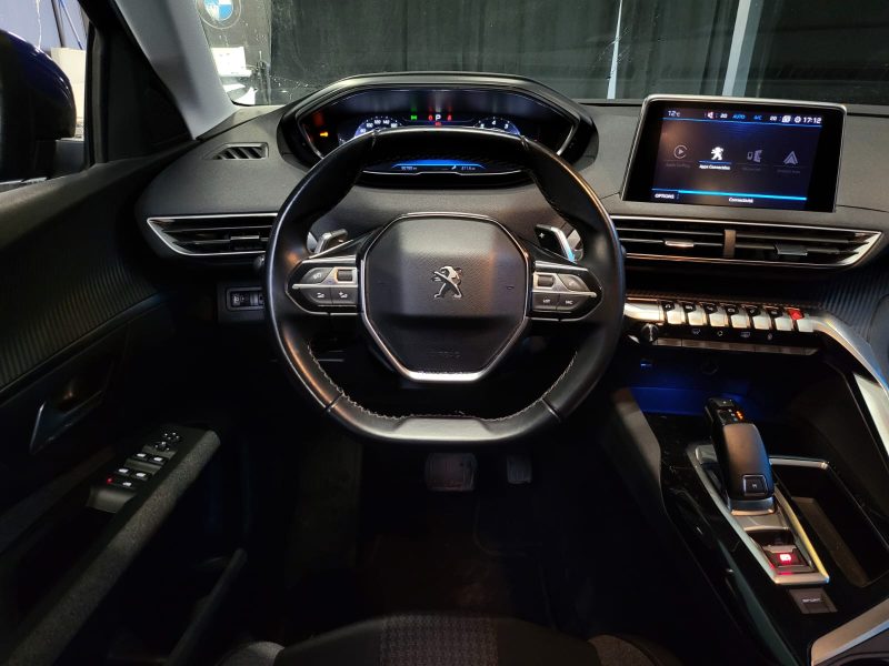 PEUGEOT 3008 1.2 130cv EAT6 ACTIVE BUSINESS / PREMIERE MAIN / SUIVI PEUGEOT