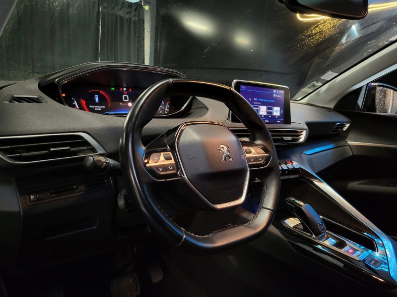 PEUGEOT 3008 1.2 130cv EAT6 ACTIVE BUSINESS / PREMIERE MAIN / SUIVI PEUGEOT