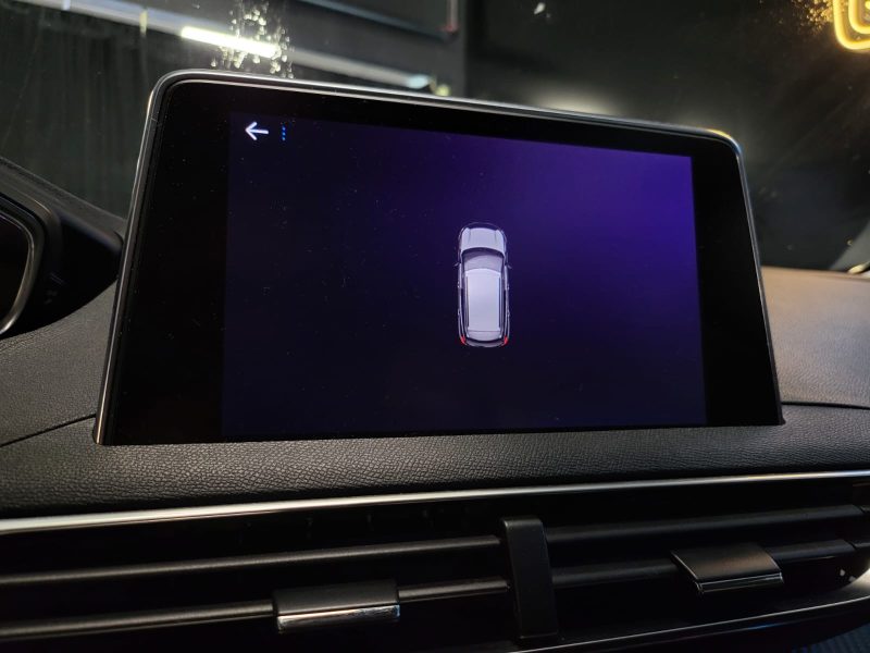 PEUGEOT 3008 1.2 130cv EAT6 ACTIVE BUSINESS / PREMIERE MAIN / SUIVI PEUGEOT