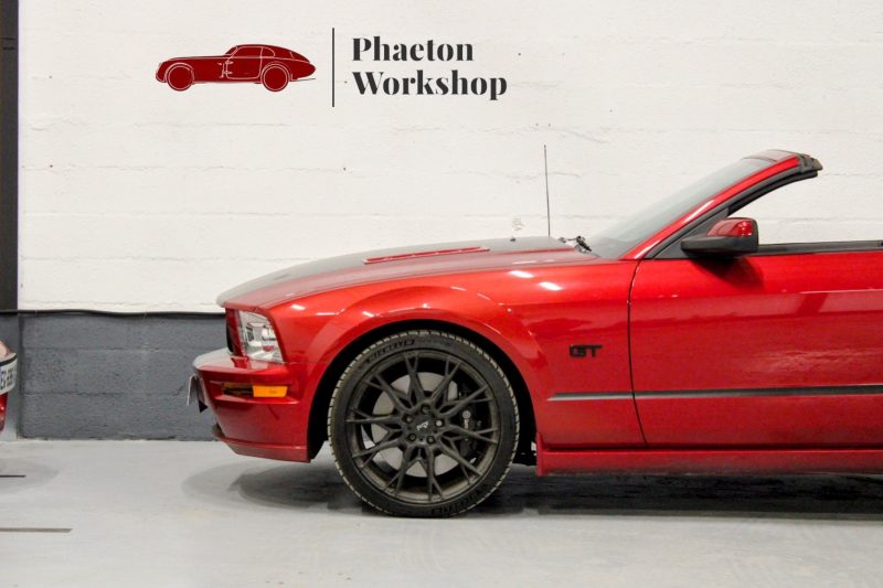 FORD MUSTANG Convertible V8 BVA 2006