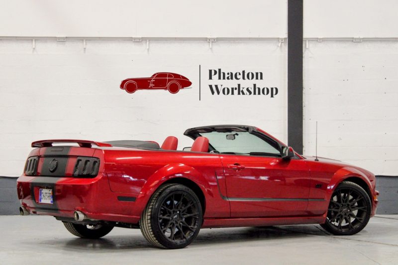 FORD MUSTANG Convertible V8 BVA 2006