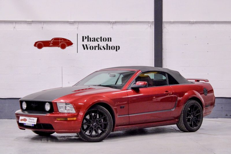 FORD MUSTANG Convertible V8 BVA 2006