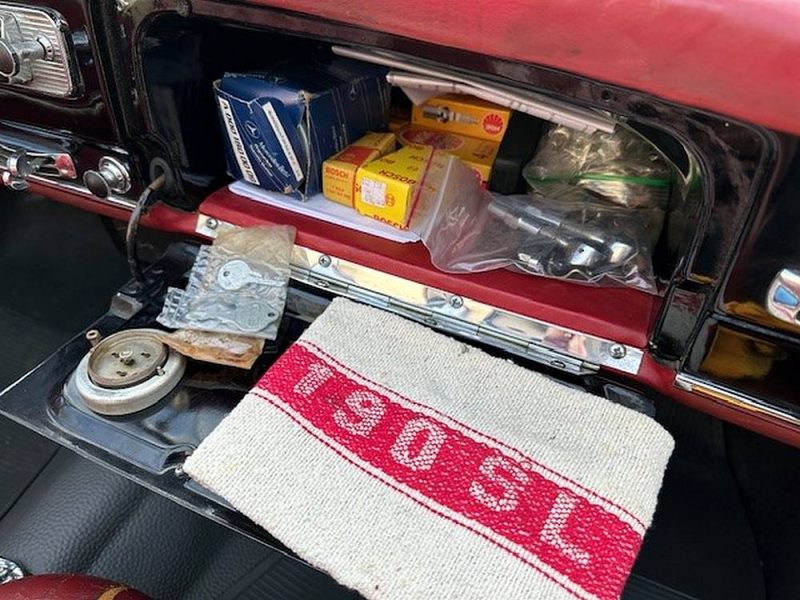 Mercedes-Benz 190SL