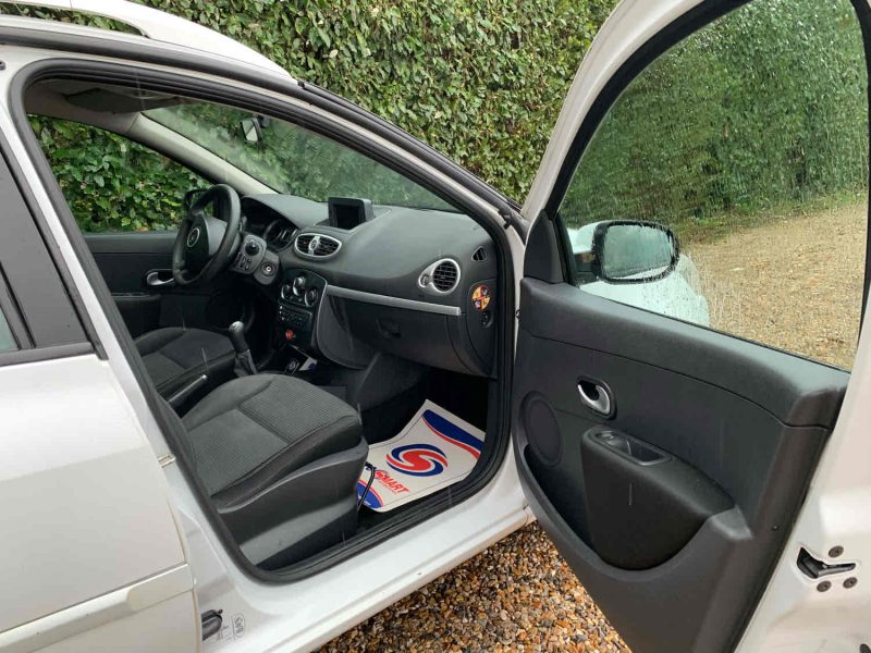 RENAULT CLIO III  2012 Estate Phase 2 1.2 I 75cv