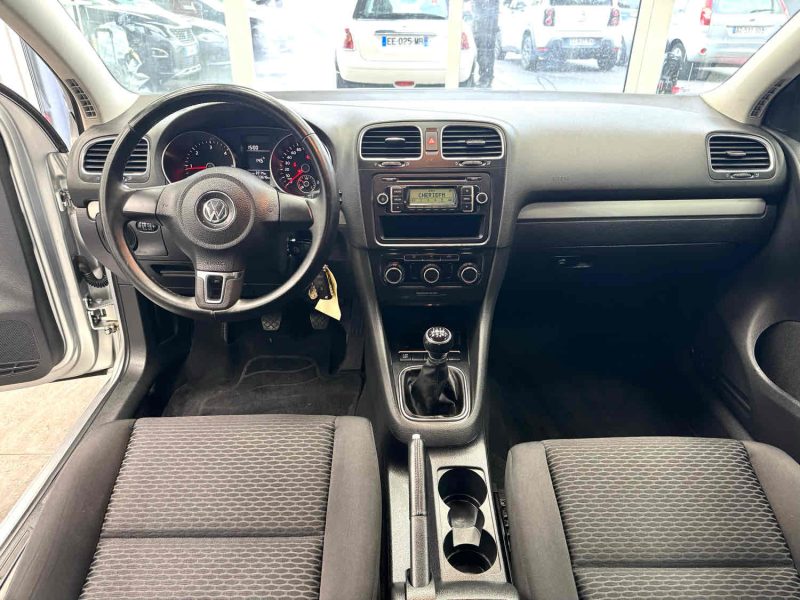 VOLKSWAGEN GOLF 2009