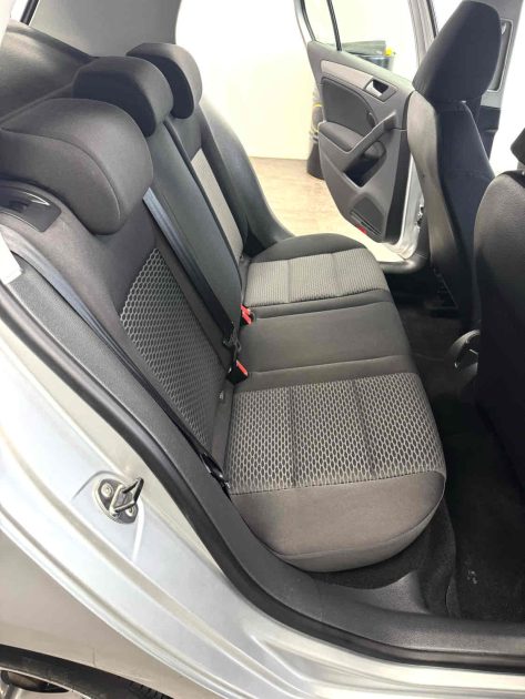 VOLKSWAGEN GOLF 2009