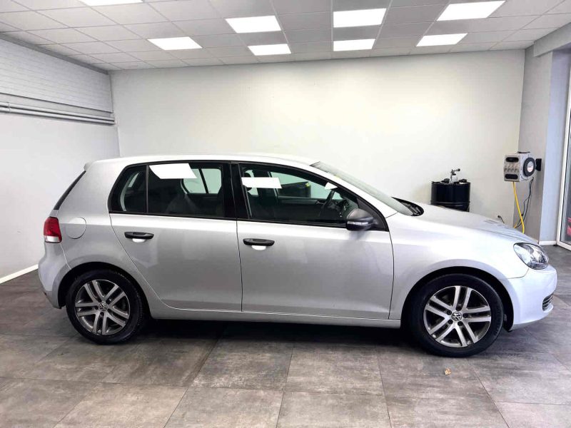 VOLKSWAGEN GOLF 2009