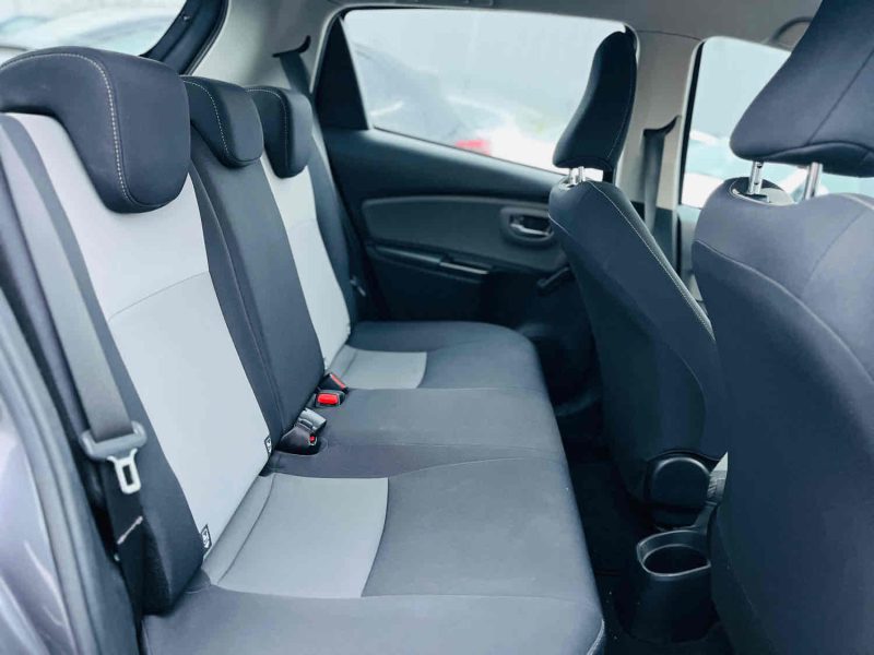 TOYOTA YARIS HYBRID 1.5 100H FRANCE BUSINESS VVT-I