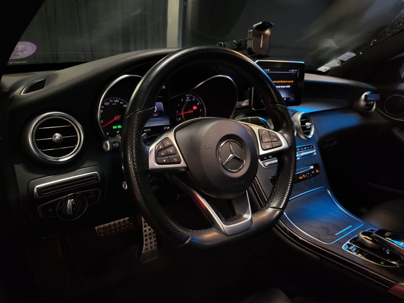 MERCEDES CLASSE C 180 9G-DCT 156cv SPORTLINE / SUIVI MERCEDES / TOIT OUVRANT