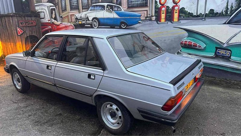 PEUGEOT 305 GT REPRISE POSSIBLE CYCLO 50 CC PEUGEOT RACING MAGNUM MBK ETC