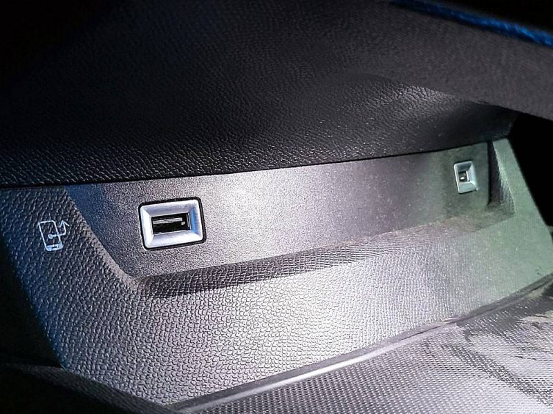 PEUGEOT 508 II SW 1.5 BLUEHDI 130 cv ACTIVE BUSINESS EAT8